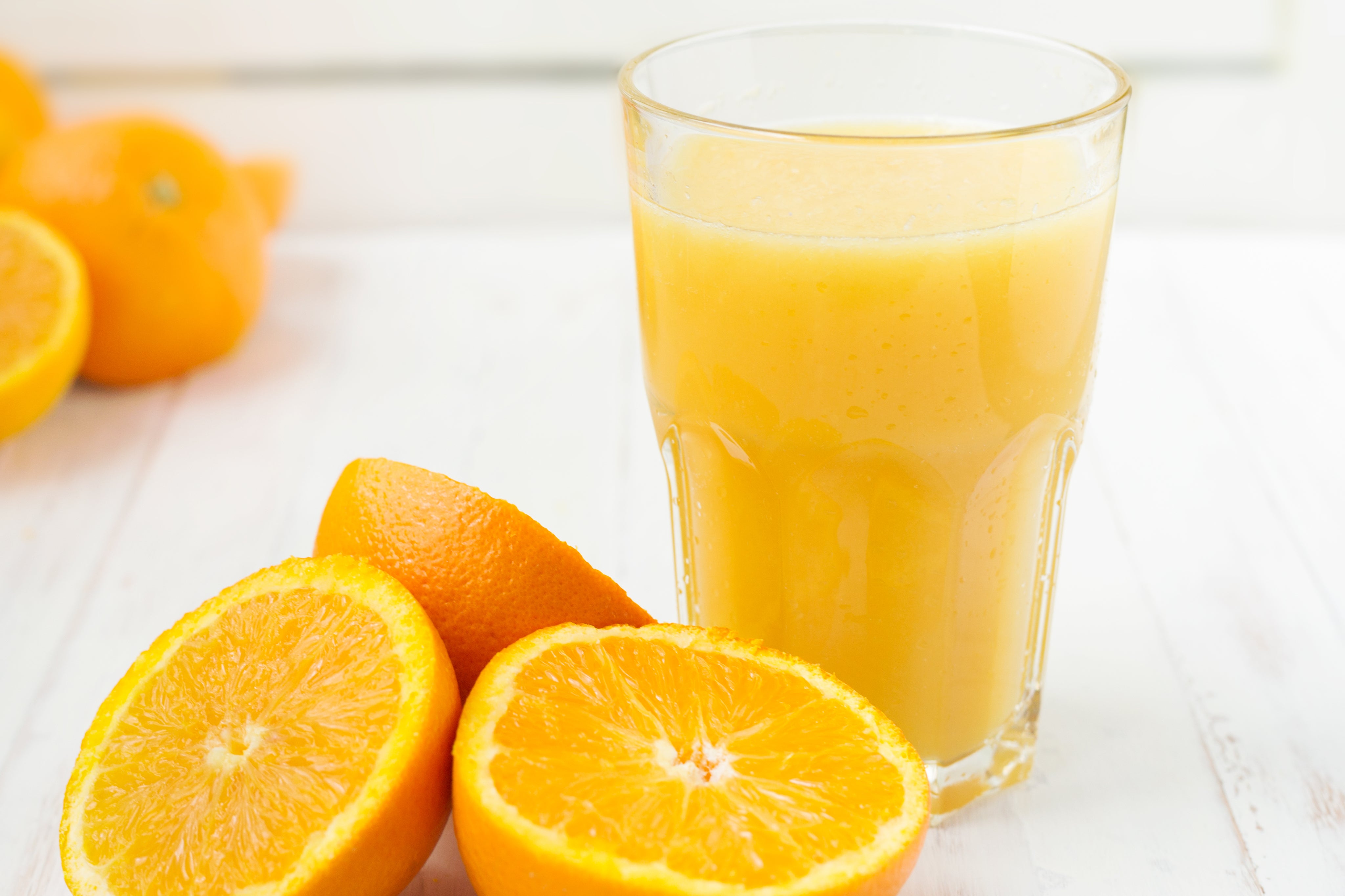 JUICER, JUICING, ORANGE JUICE,