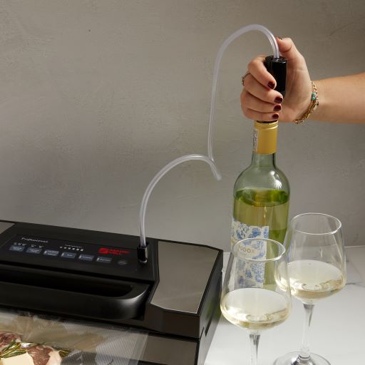 Magic Mill Food Vacuum Sealer wine stopper